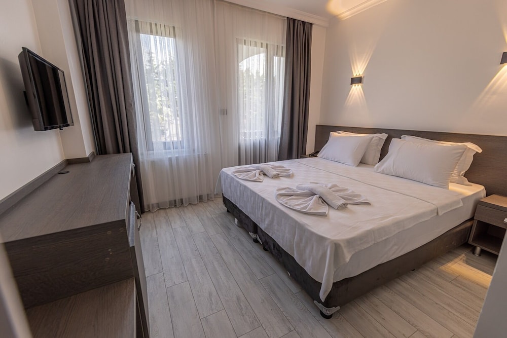 Gunay Hotel 17/45