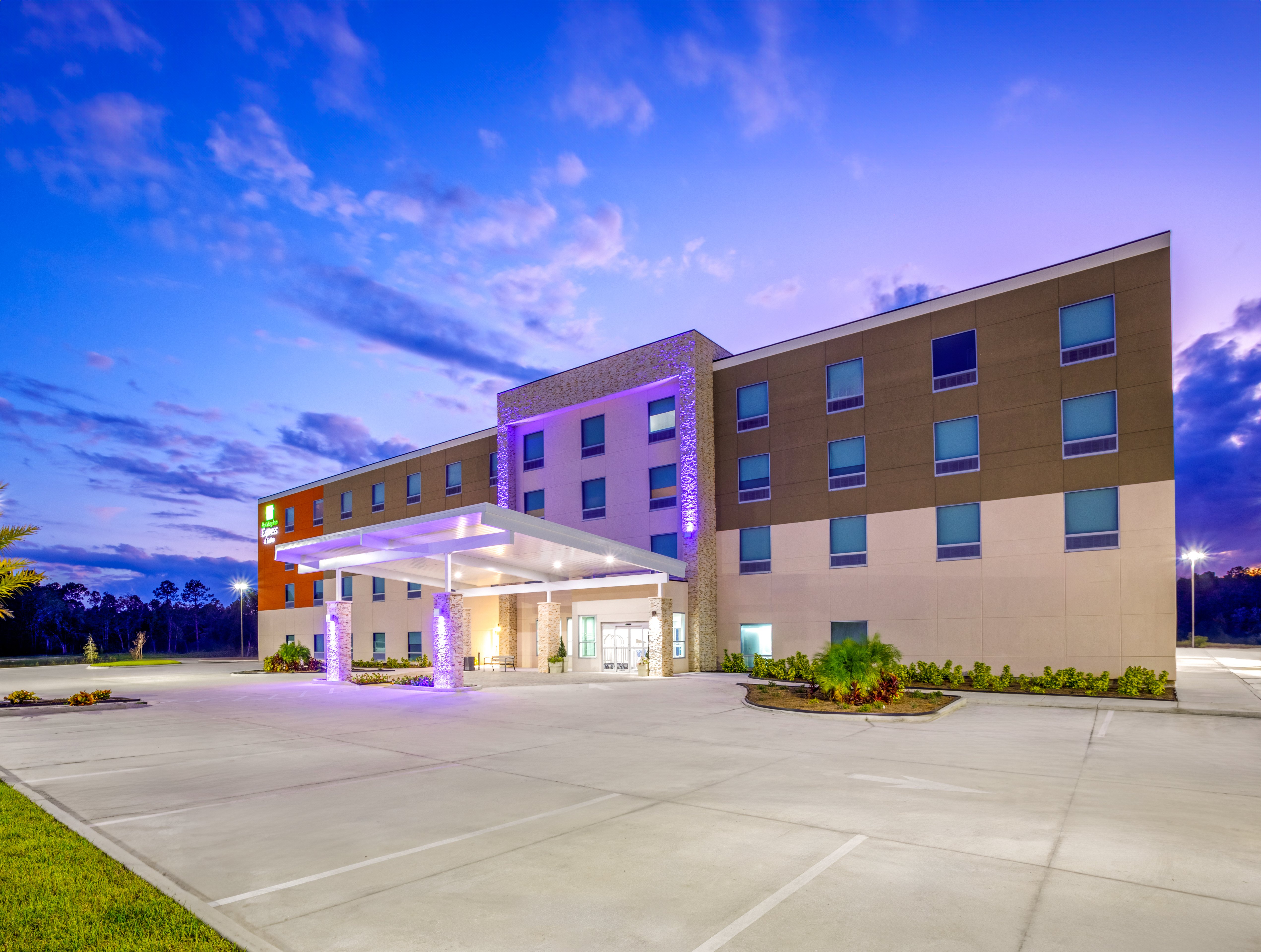 Holiday Inn Express & Suites Macclenny, an IHG Hotel 1/46