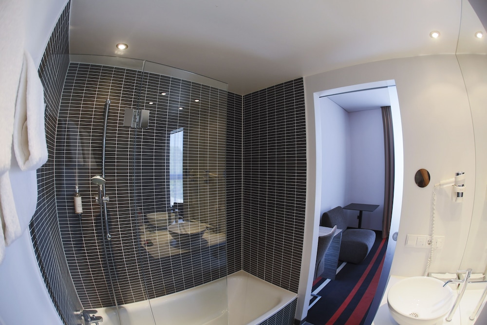 Enso Hotel 28/46