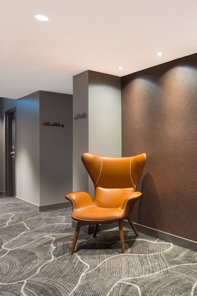 Jephson Hotel Apartments 48/53