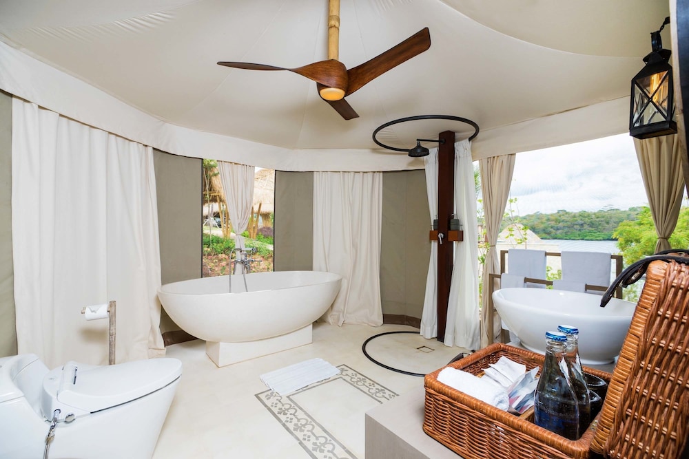 Menjangan Dynasty Resort 16/73