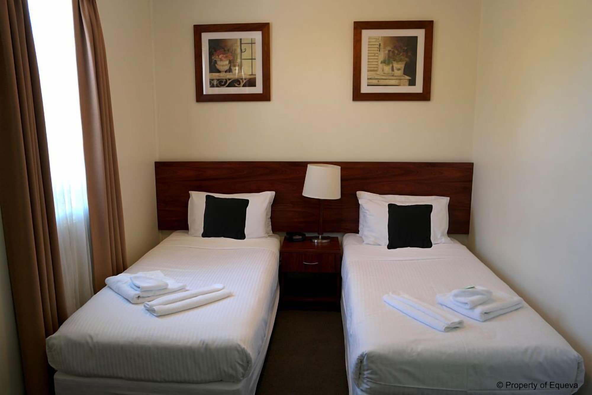 Basic, Double Bed