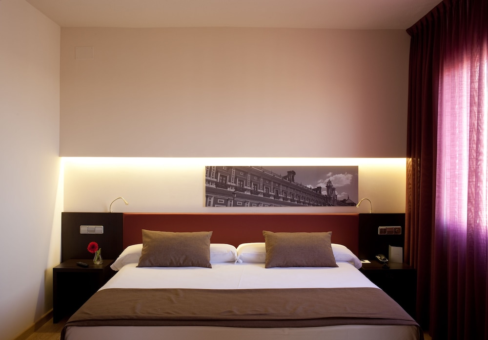 Only YOU Hotel Sevilla 13/49