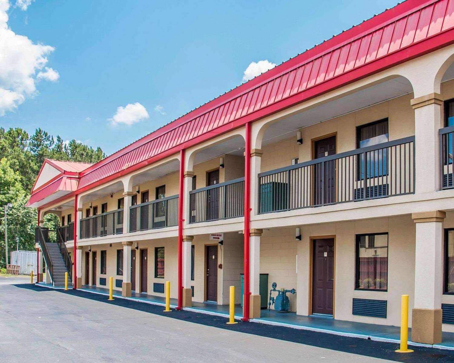 Econo Lodge Richmond Hill, GA 2/13