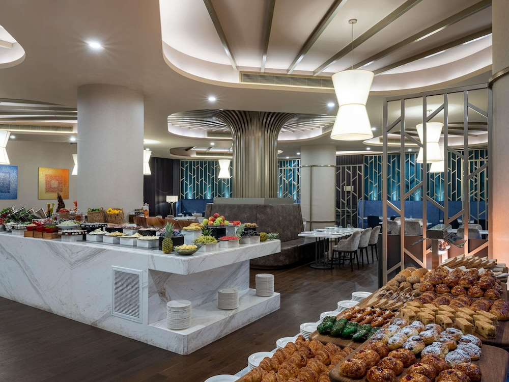 Sofitel Istanbul Taksim Hotel 62/67