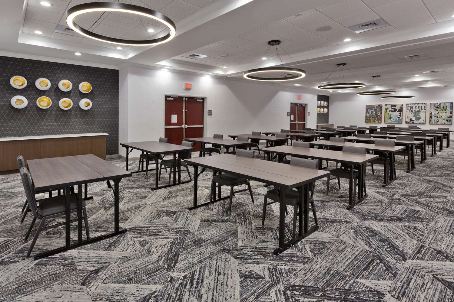 Doubletree By Hilton Dothan Al 24/33