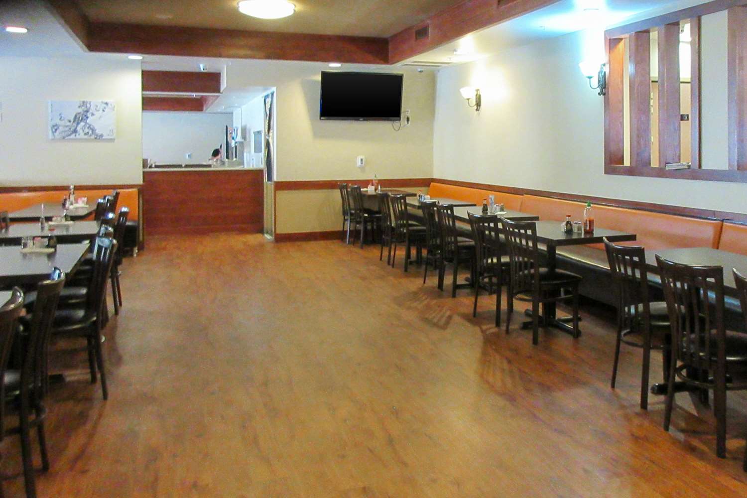Clarion Hotel & Suites Williston 8/9
