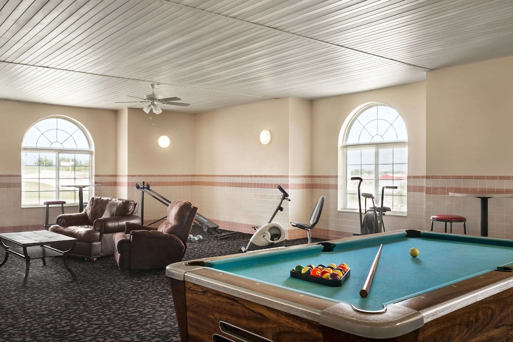 Travelodge By Wyndham Fort Scott 27/39