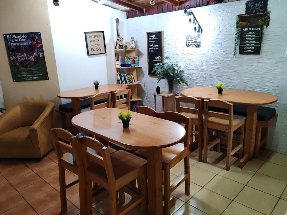 Cabinas El Pueblo B&B 34/43