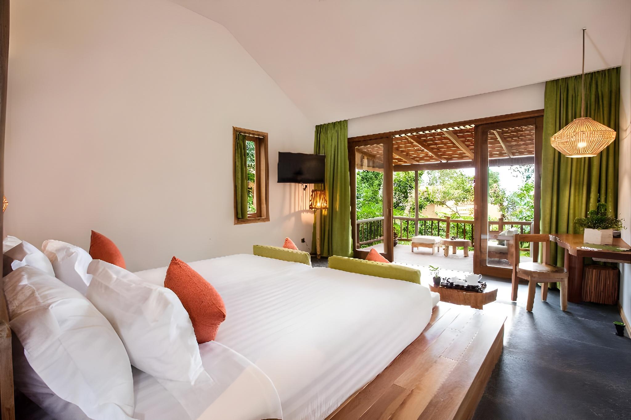 Bungalow, Green View