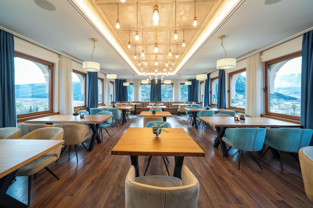 Merko Hotel 33/60