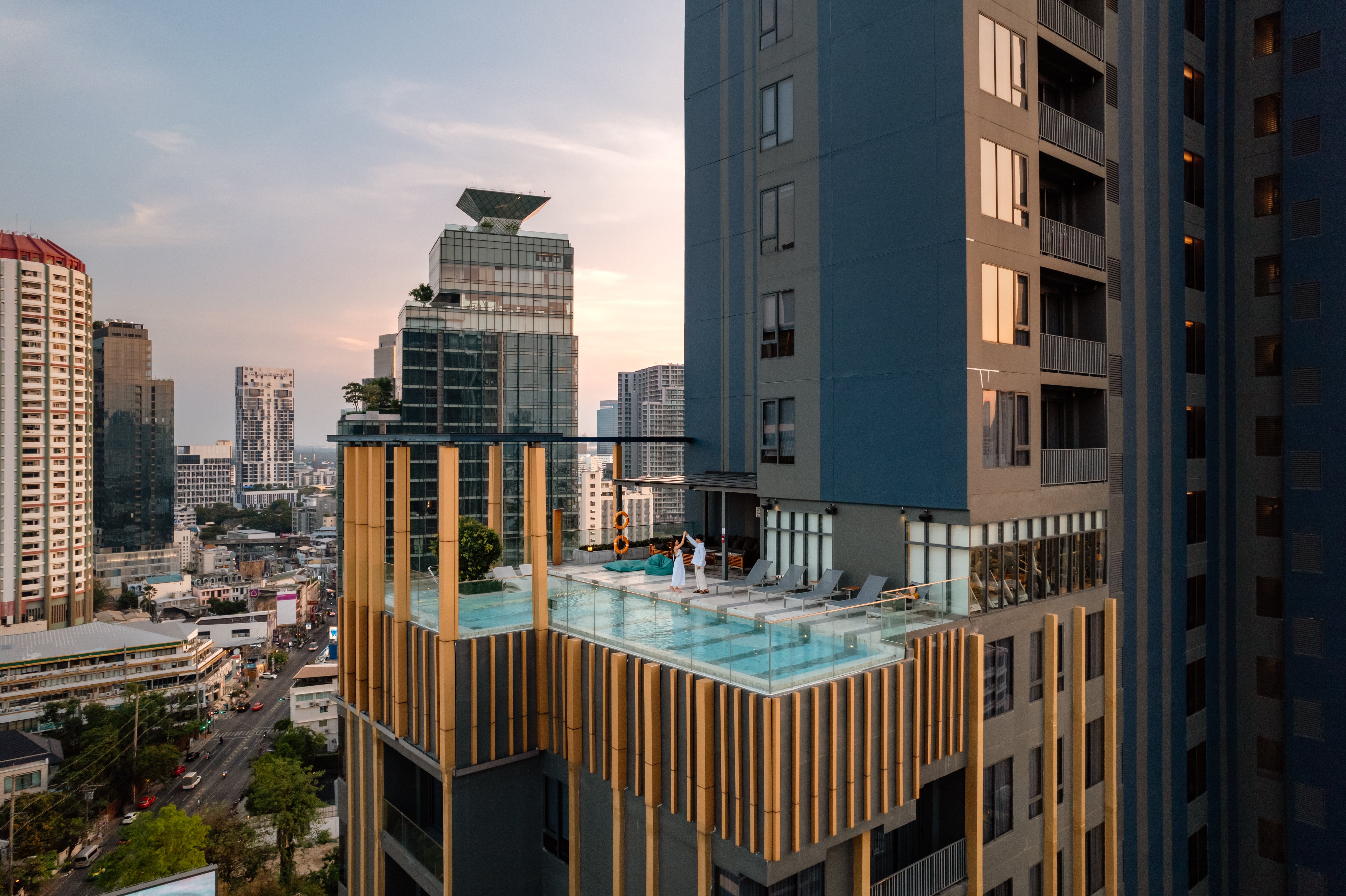 Staybridge Suites Bangkok Thonglor 76/80