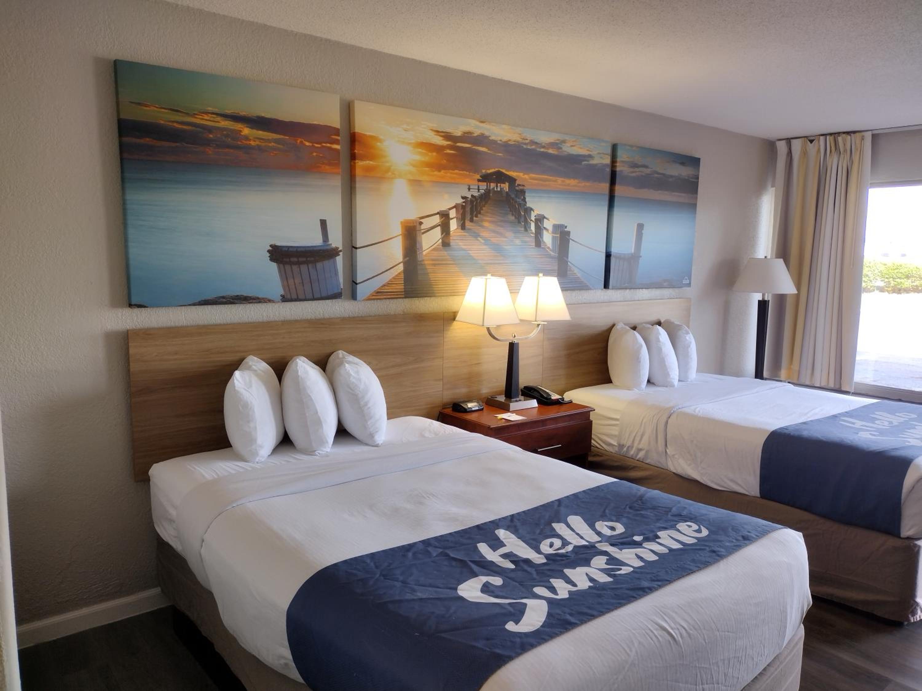 غرفة ديلوكس بسريرين مزدوجين، Days Inn by Wyndham Wildwood I-75 2/6
