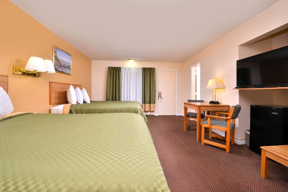 Americas Best Value Inn Jonesville/Hillsdale 8/37