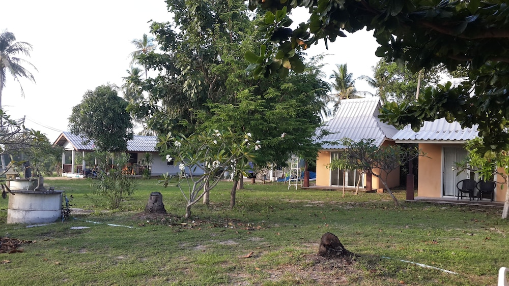 Jinta Beach Bungalow 32/44