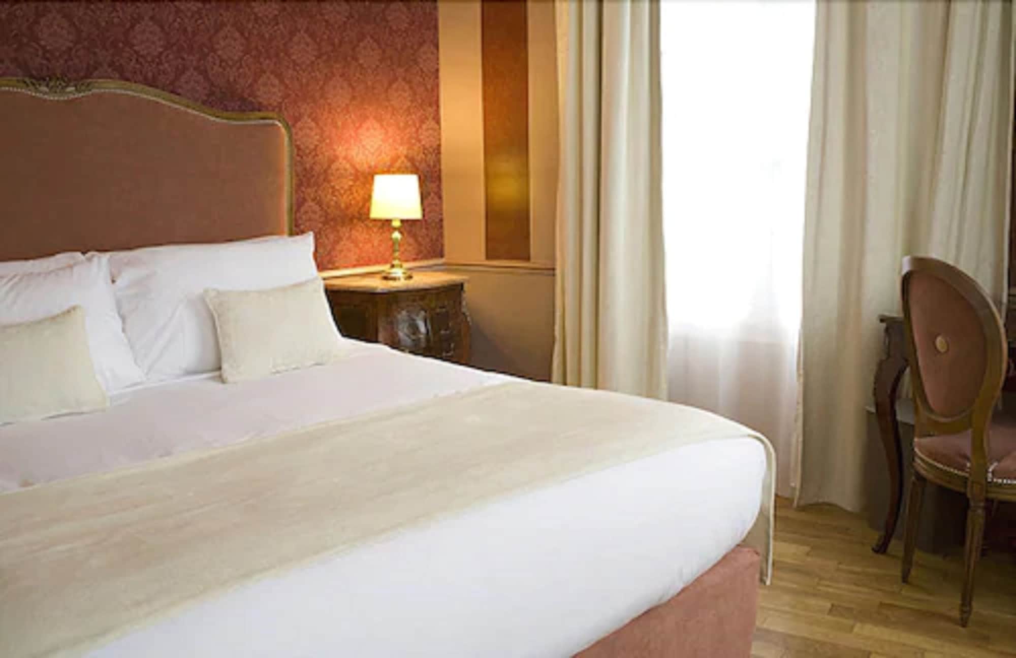 CLASSIC, DOUBLE BED