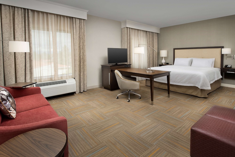 Hampton Inn & Suites Phoenix Tempe 22/42