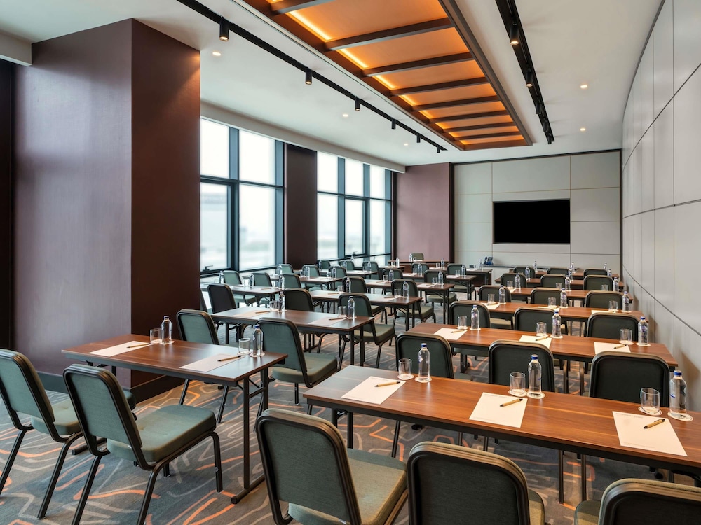 Movenpick Hotel Istanbul Marmara Sea 43/50