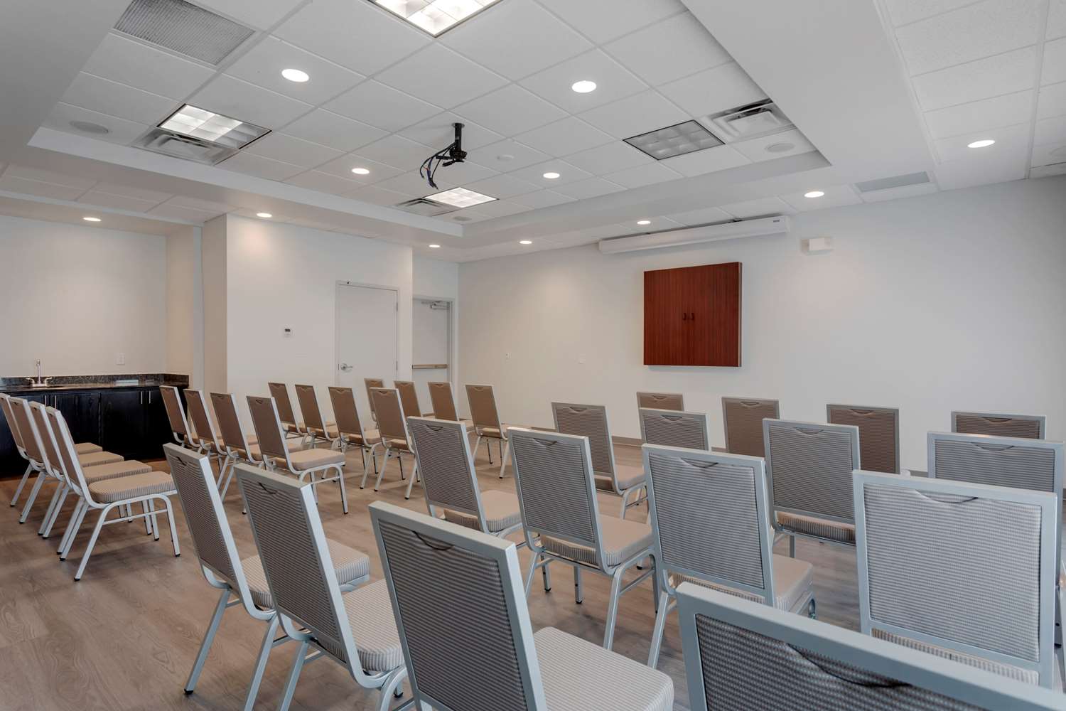 Comfort Suites Mount Juliet 49/57