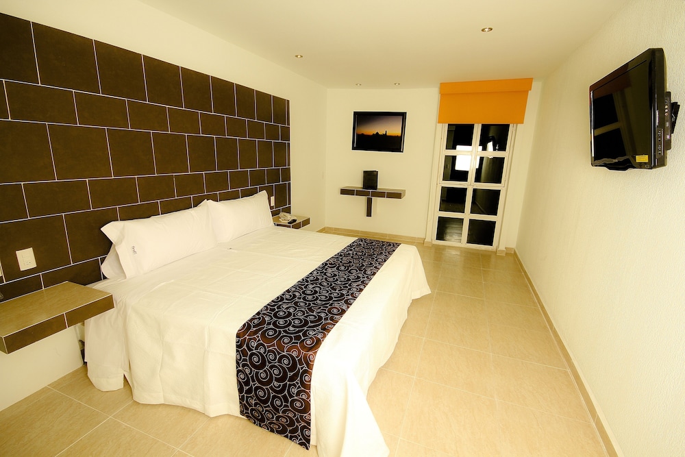 First Inn Hotel and Business 21/46