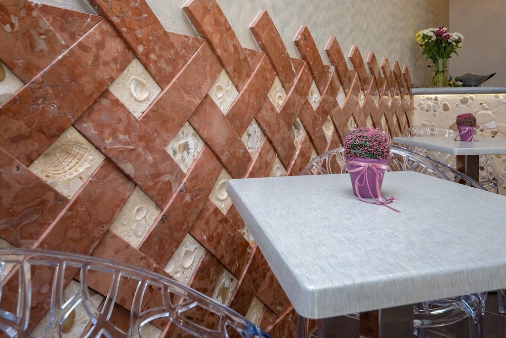 Hotel Biancolilla 20/40