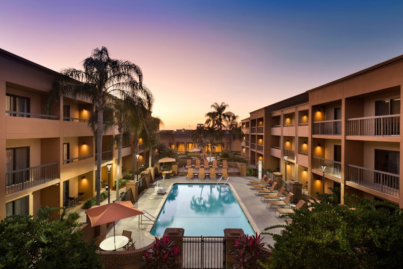 Courtyard by Marriott Fort Myers Cape Coral 23/23
