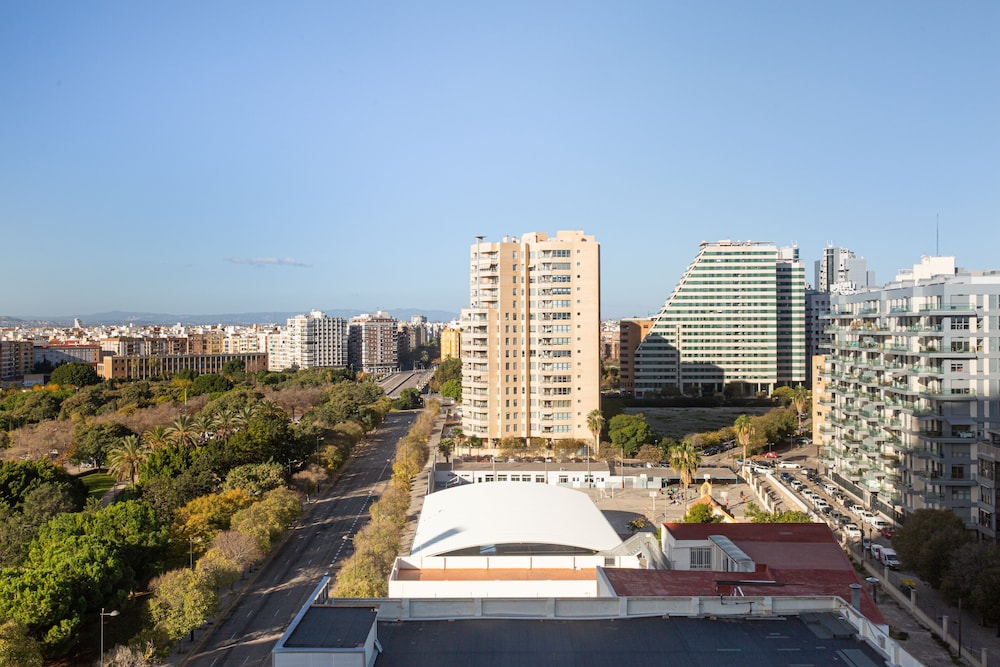 BARCELO VALENCIA 64/66