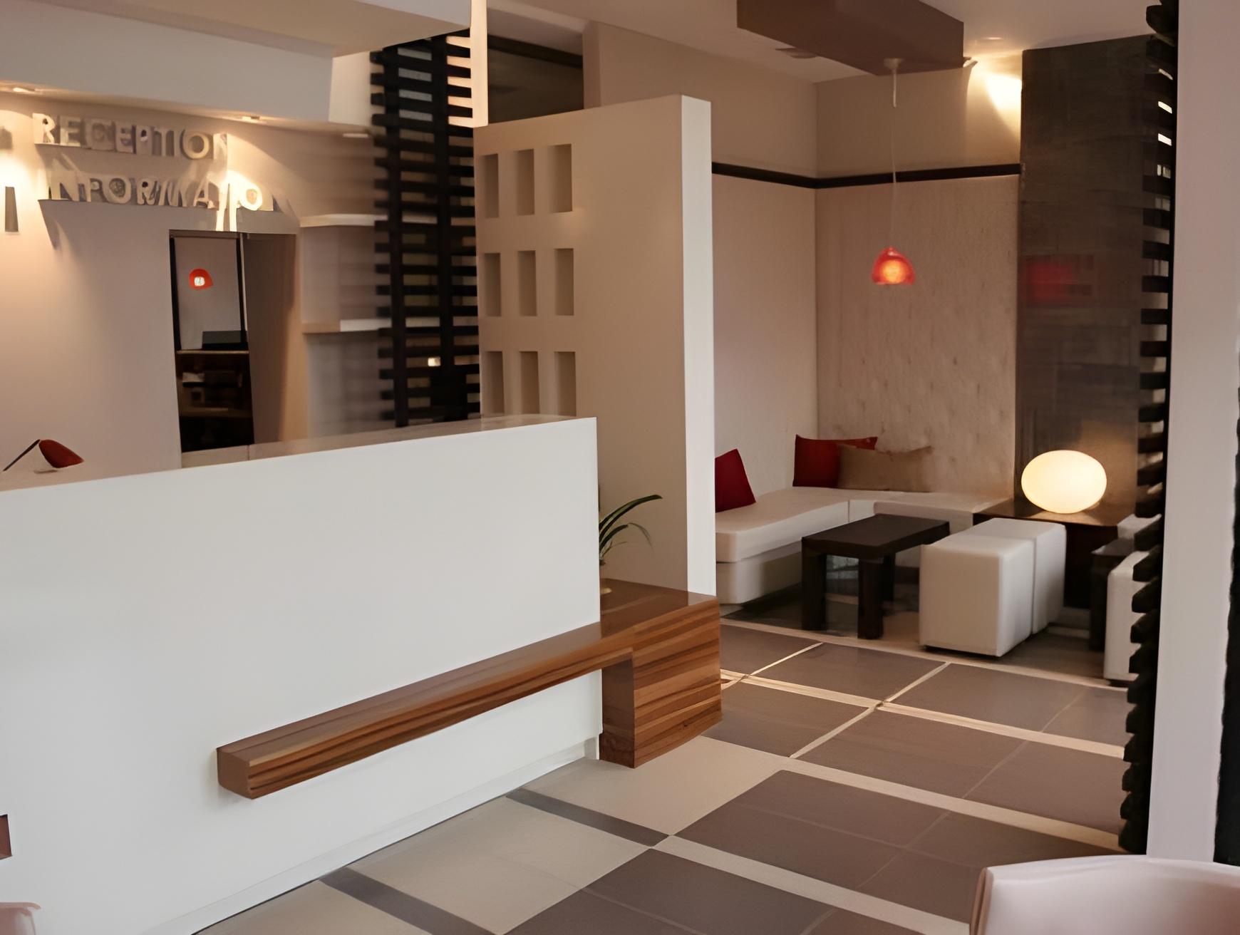 Lobby at BOUTIQUE HOTEL ARTA, NOVI SAD
