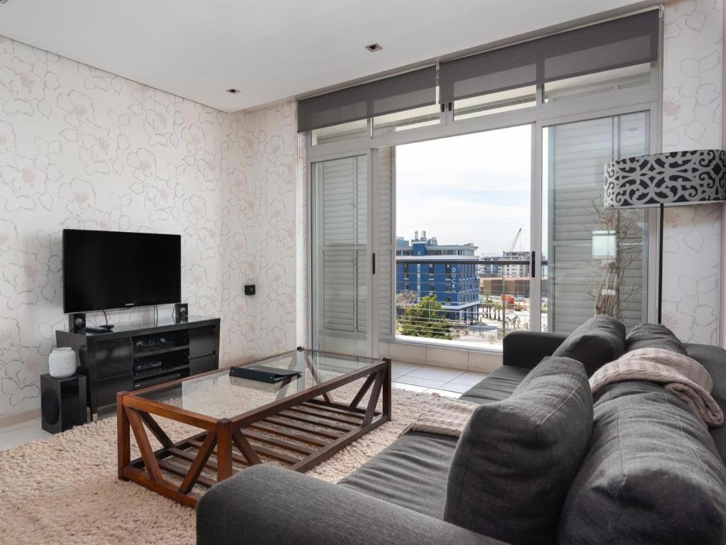 Harbouredge Suites By Totalstay 70/94