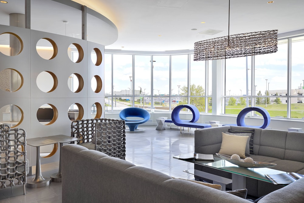 RENAISSANCE EDMONTON AIRPORT HOTEL 28/44