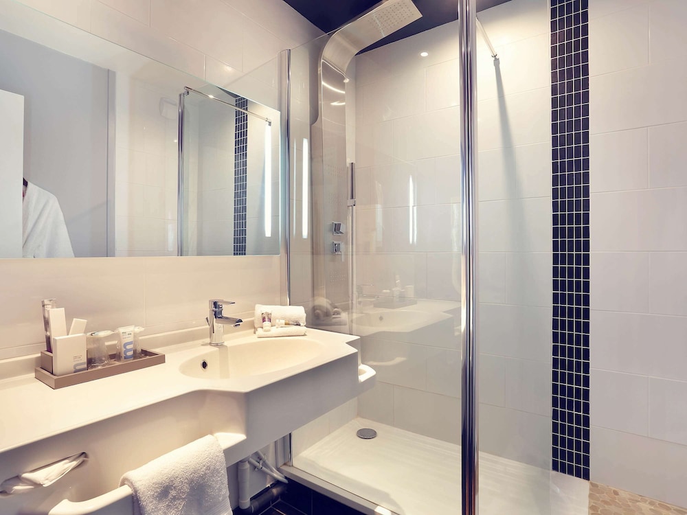Mercure Brive 49/49