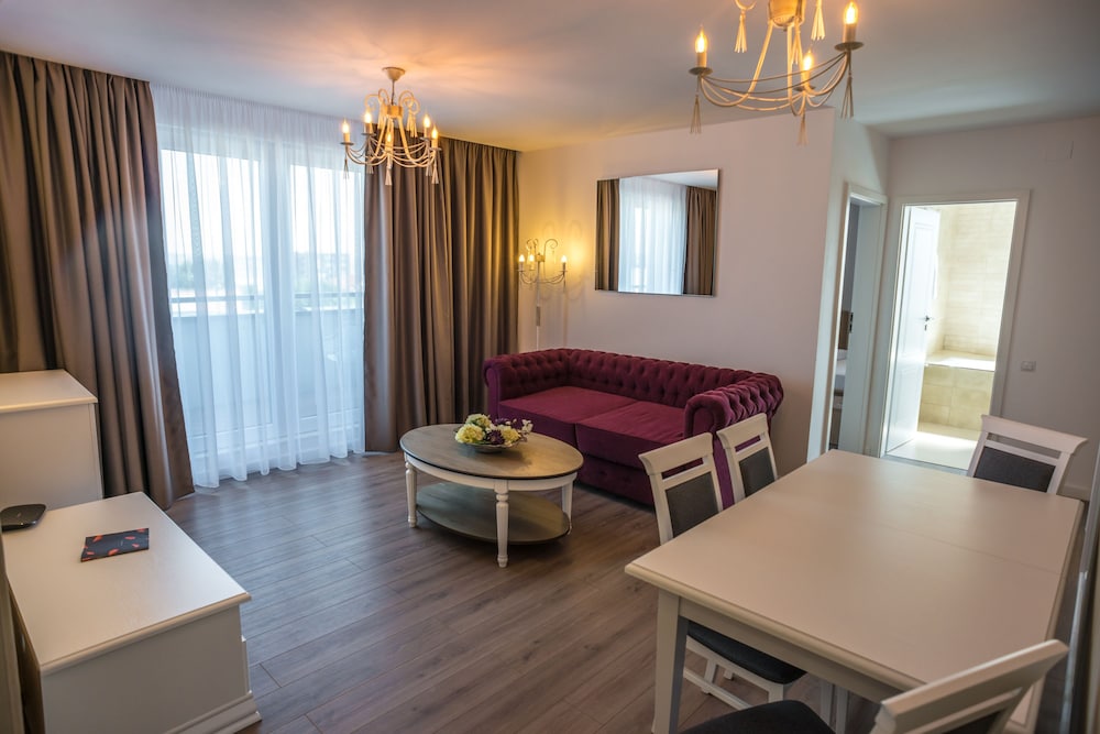 Uba Aparthotel 30/50