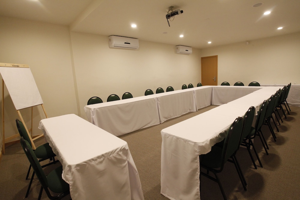 Sao Carlos Othon Suites 37/40