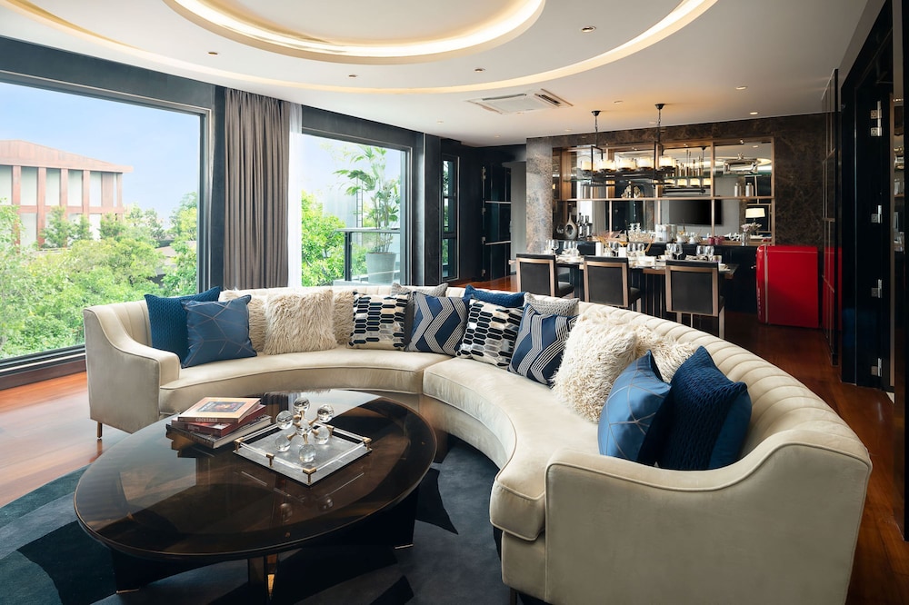 The Gems Mining Pool Villas Pattaya 29/50