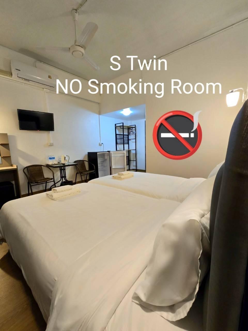 Laem Thong Hotel 9/39