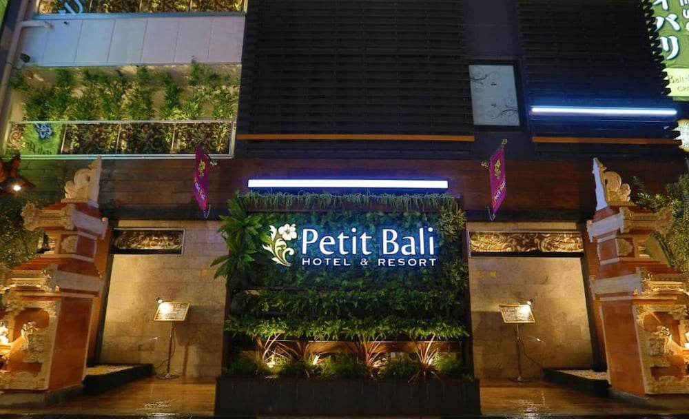 Petit Bali Higashi-Shinjuku 7/43