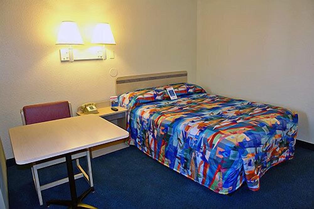 Motel6 Chandler, AZ 26/41