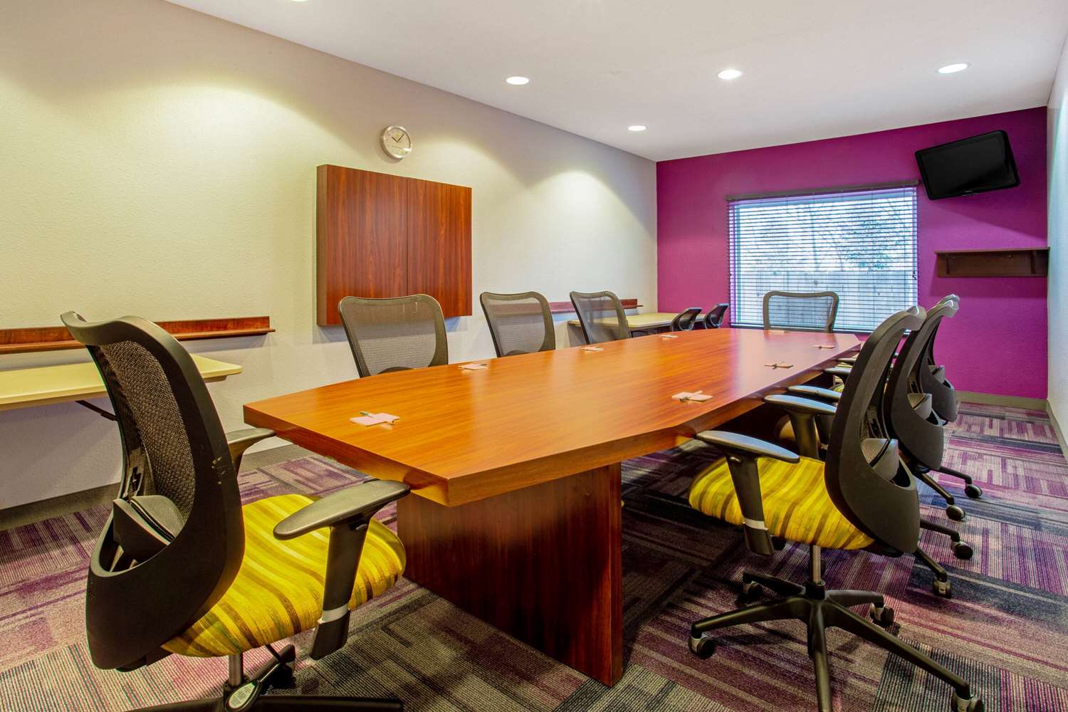 La Quinta Inn & Suites by Wyndham Bismarck 53/62