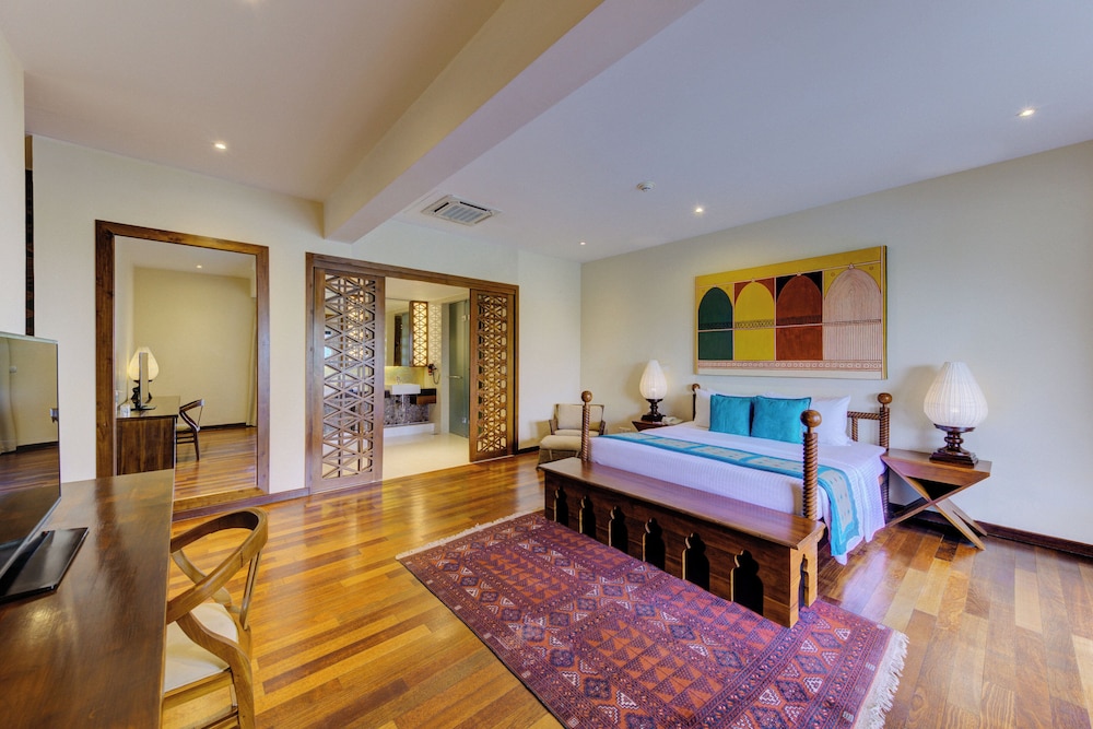 Paradise, Suite, King Bed, Plunge Pool