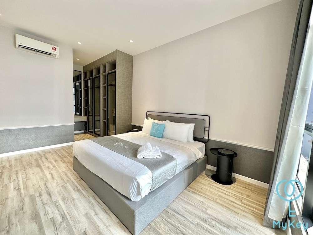 Millers Square by MyKey Global 14/59