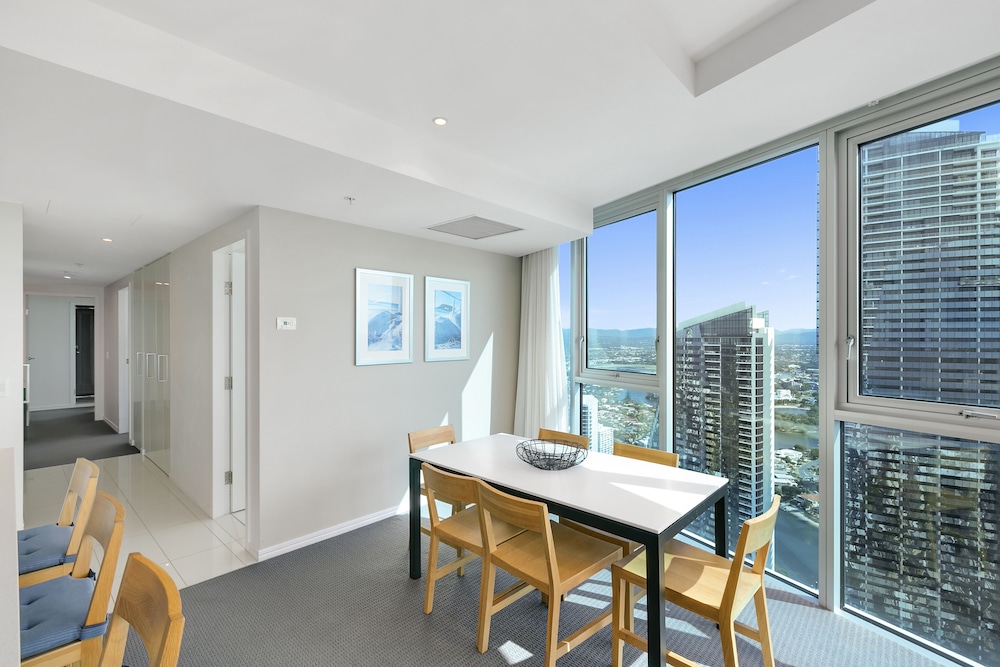 H Residences - We Accommodate 32/40