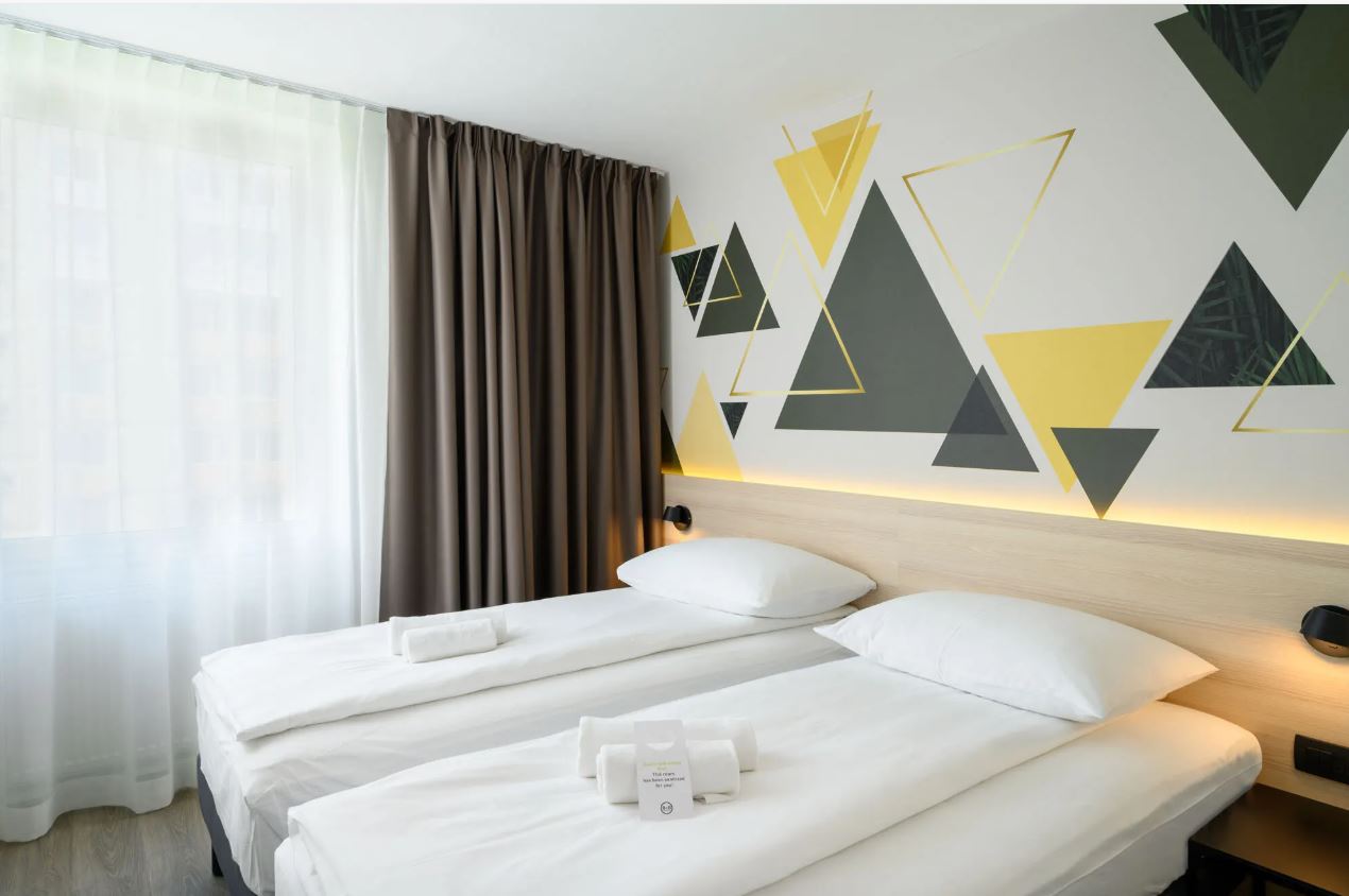 SUPERIOR, TWIN BEDS