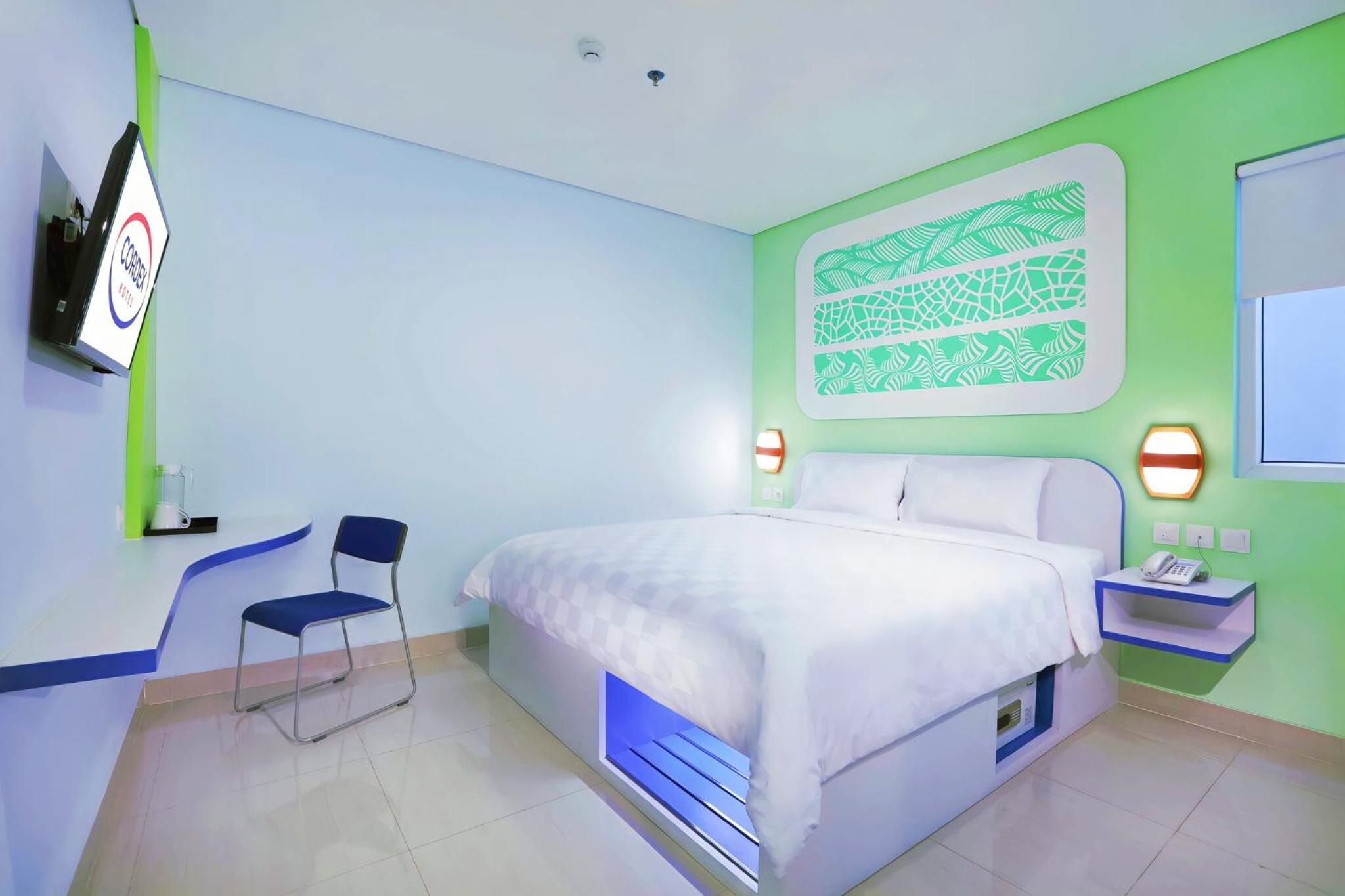 Deluxe, Double Bed