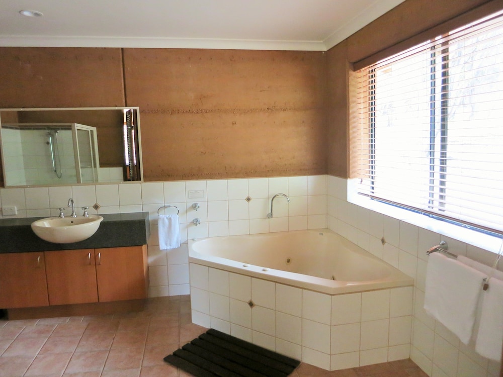 MARIMA COTTAGES 14/58