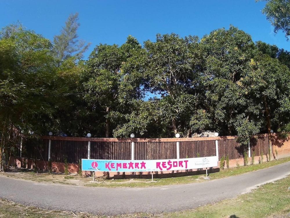 Kembara Resort 2/56