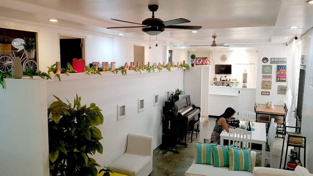 Crossroads Hostel Manila 29/46