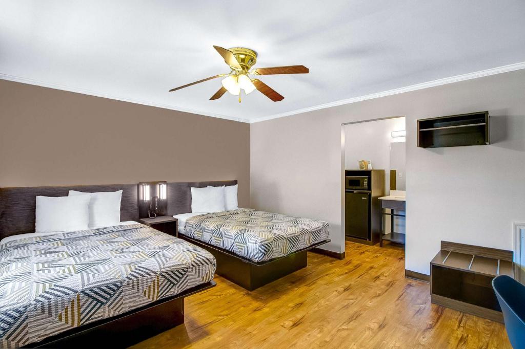 2 Full Beds - Smoking, Micfridge
