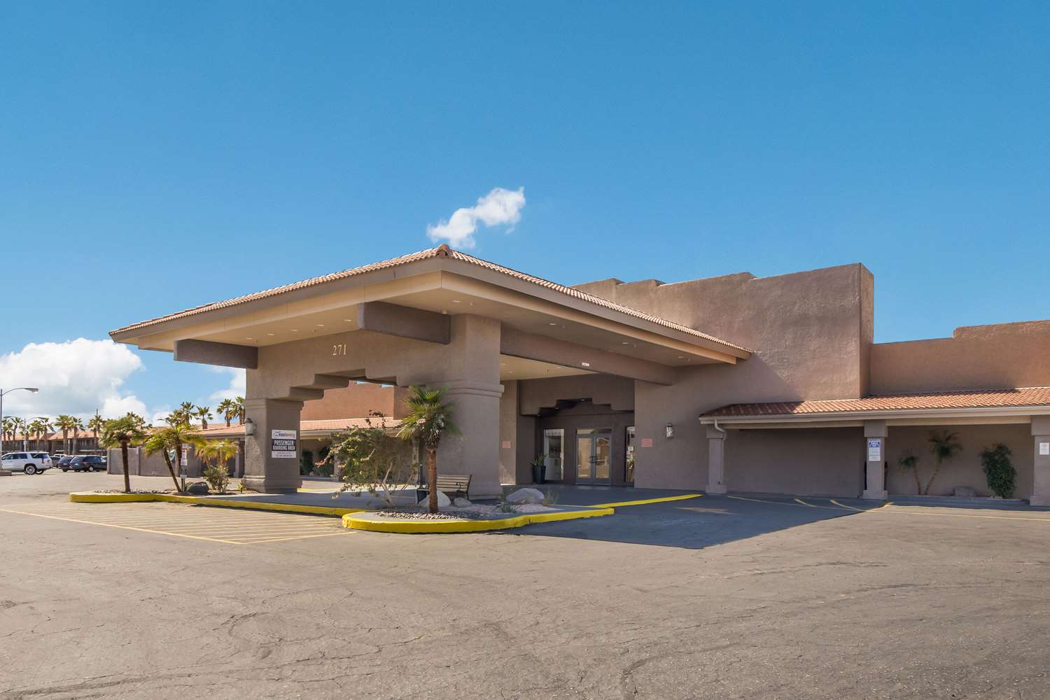 Quality Inn Suites Lake Havasu City 6/55