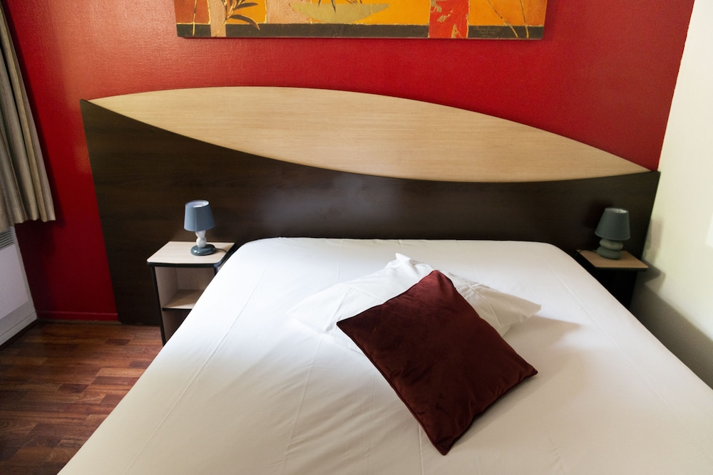 Hotel Bagatelle Paris Nord Roissy 20/37