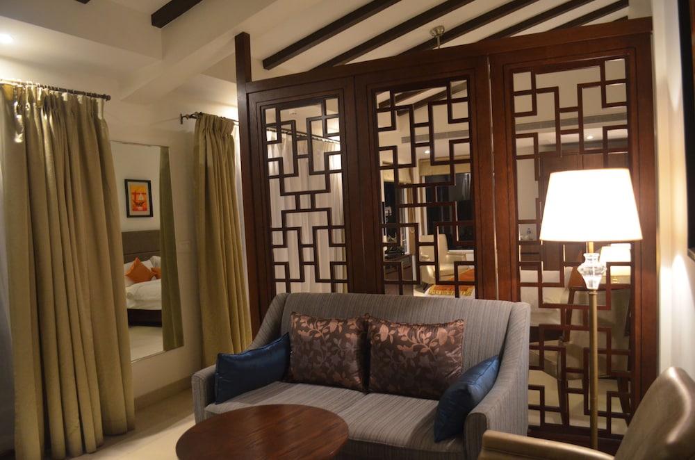 Lemon Tree Hotel Candolim Goa 17/25